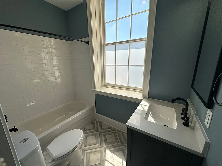 202 Hanover St #2D — Photo 6