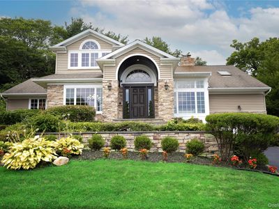 10 Hazelwood Court, Jericho, NY, 11753