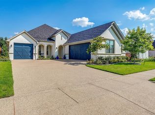 2717 River Path Ct, Burleson, TX 76028