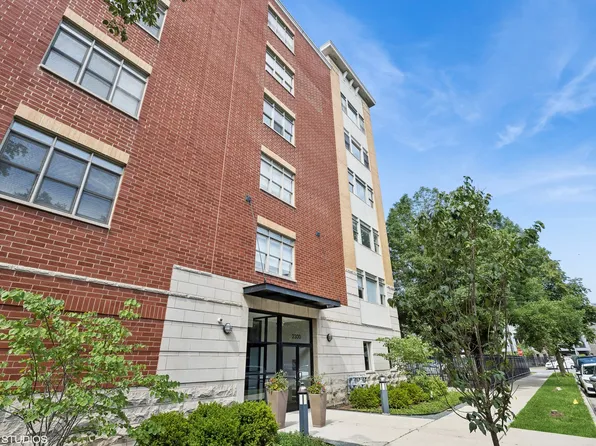2300 W Saint Paul Ave APT 502, Chicago, IL 60647