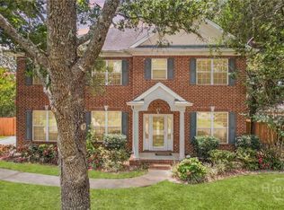 27 Dunnoman Dr, Savannah, GA 31419