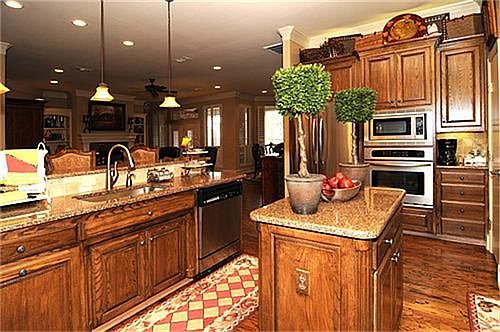 4th image of this home