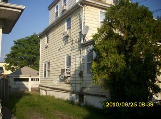 86 Erastina Pl, Staten Island, NY 10303