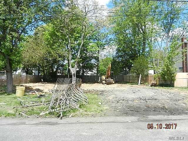 1st image of 355 Whipple St