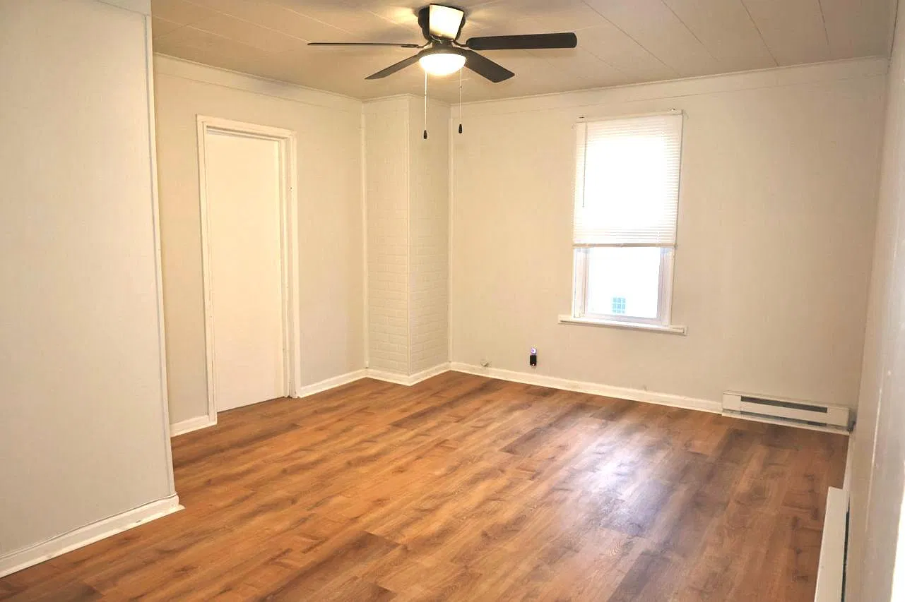 2 bed, 1000 sqft, $1,650 — Photo 4