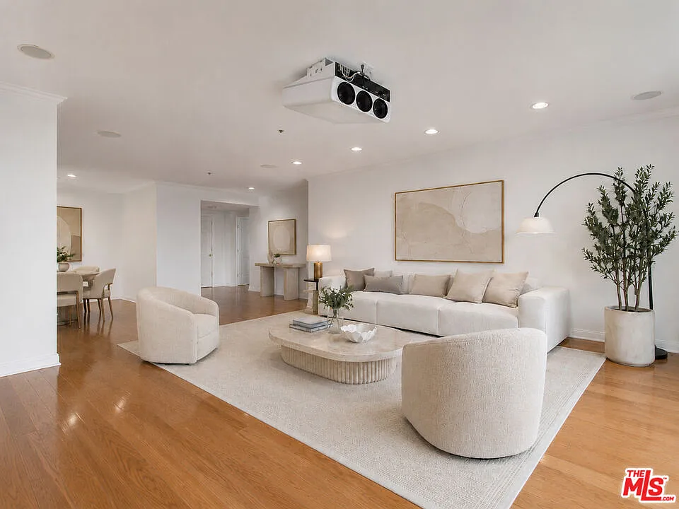 2 bed, 3.0 bath, 2445 sqft, $12,000 — Photo 2