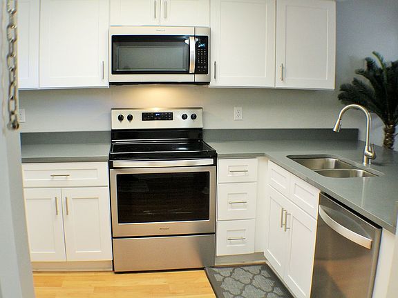 3rd image of 4250 A1a S Unit J24