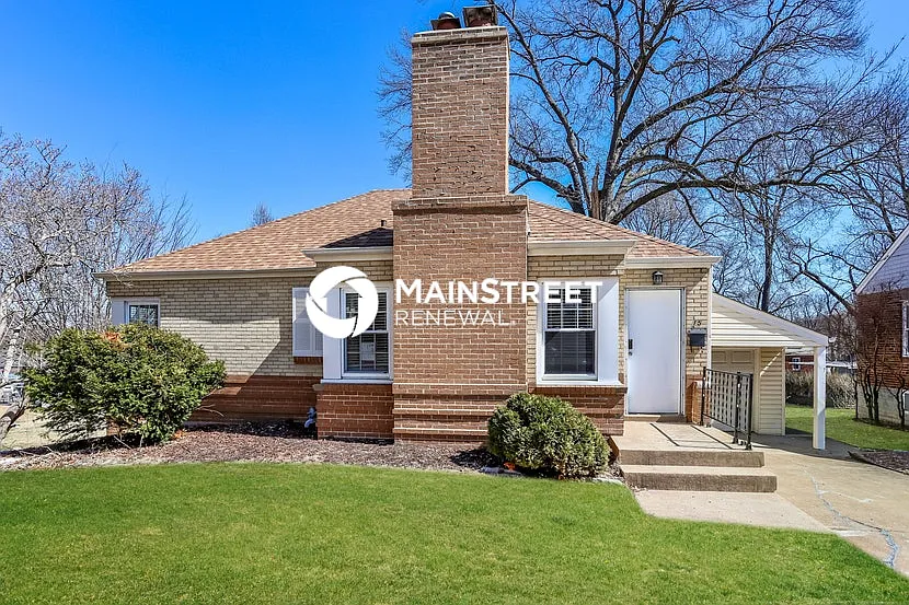 15 Spring Dr