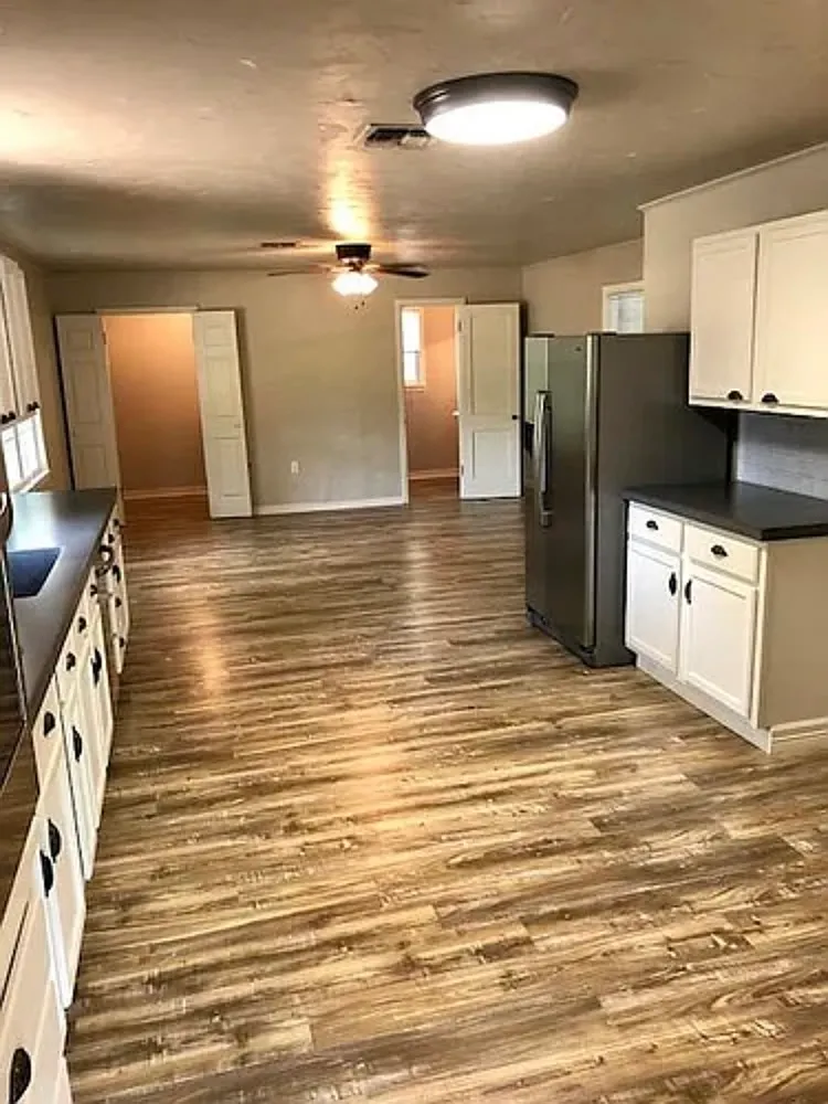 2 bed, 1326 sqft, $1,400 — Photo 3
