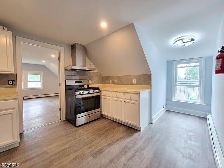30 Fulton St #3 — Photo 7