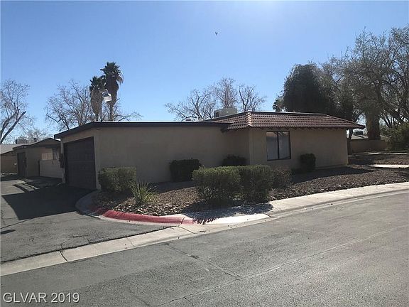 2nd image of 5106 Village Dr #55