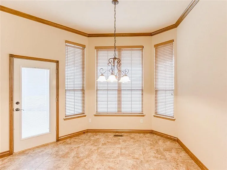4908 Arbuckle Dr — Photo 11