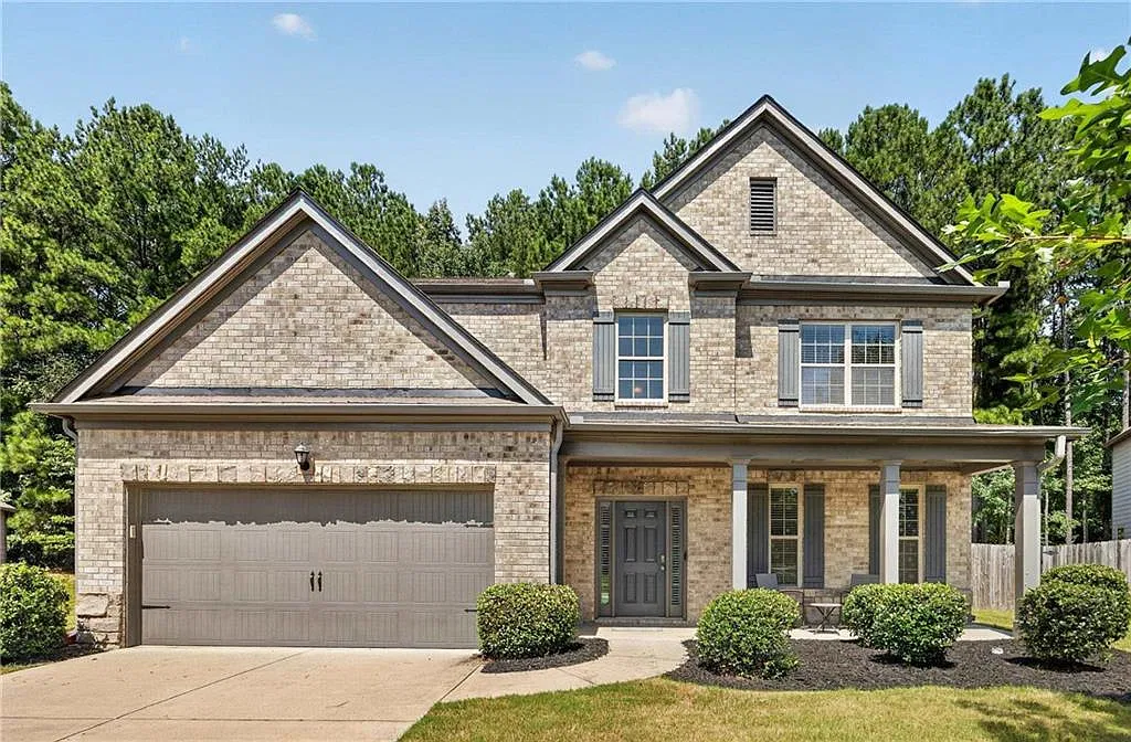 4 bed, 3.0 bath, 3188 sqft, $3,300 — Photo 1