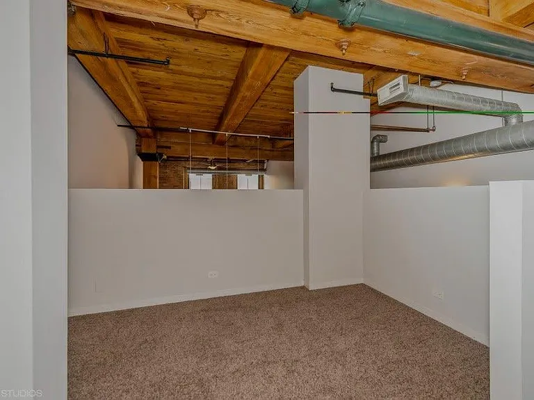 Carriage House Lofts — Photo 14