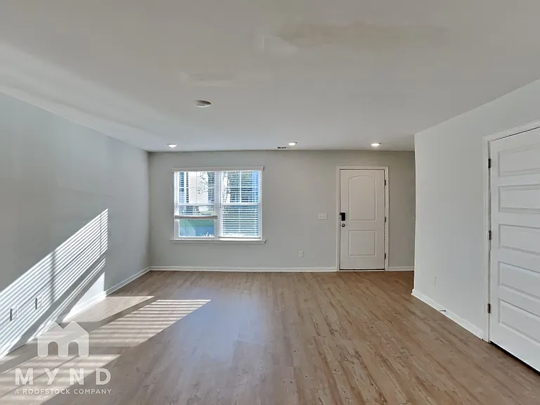 26 Red Robin Ct — Photo 8