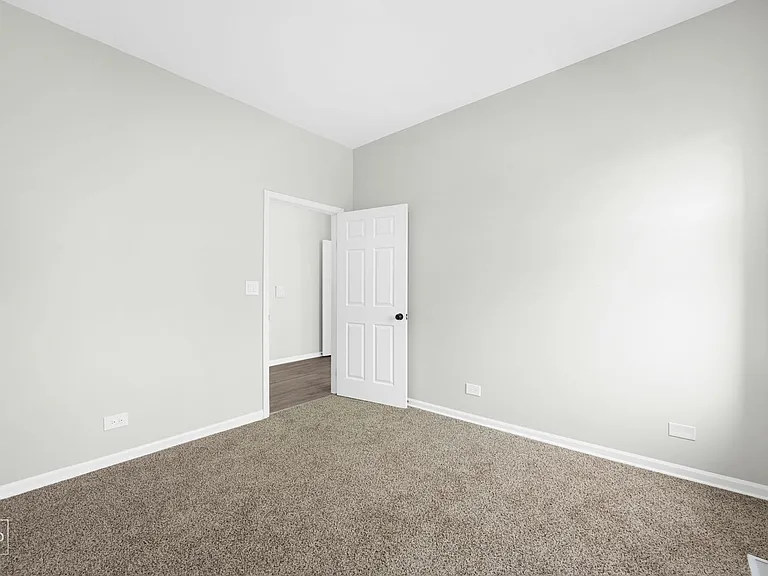 8954 S Commercial — Photo 8