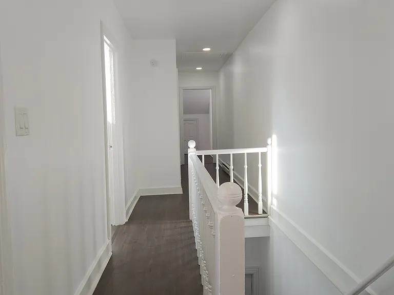 303 E Broad St #3 — Photo 9