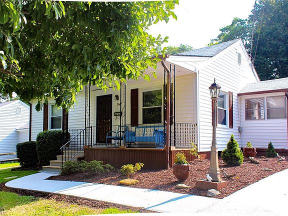 2nd image of 3141 Anderson Dr