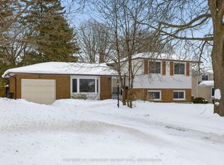 634 Fleet St, Kingston, ON K7M 5A2