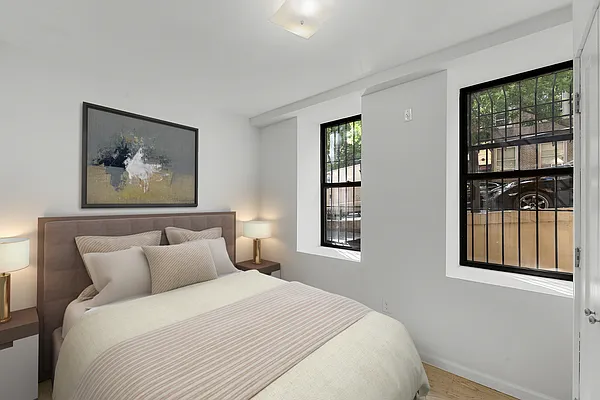 Rented by REAL New York | media 24