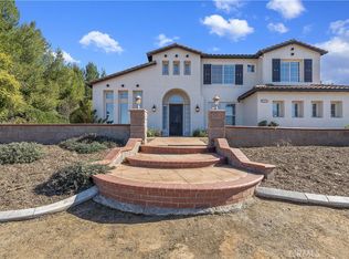 18298 Pinecone Ln, Riverside, CA 92504