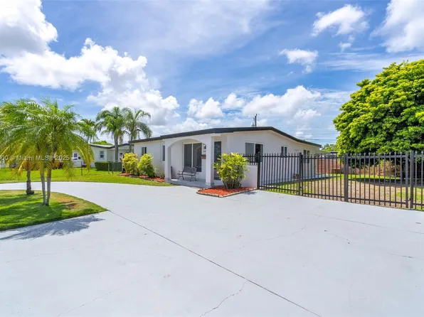 11030 SW 42nd St, Miami, FL 33165