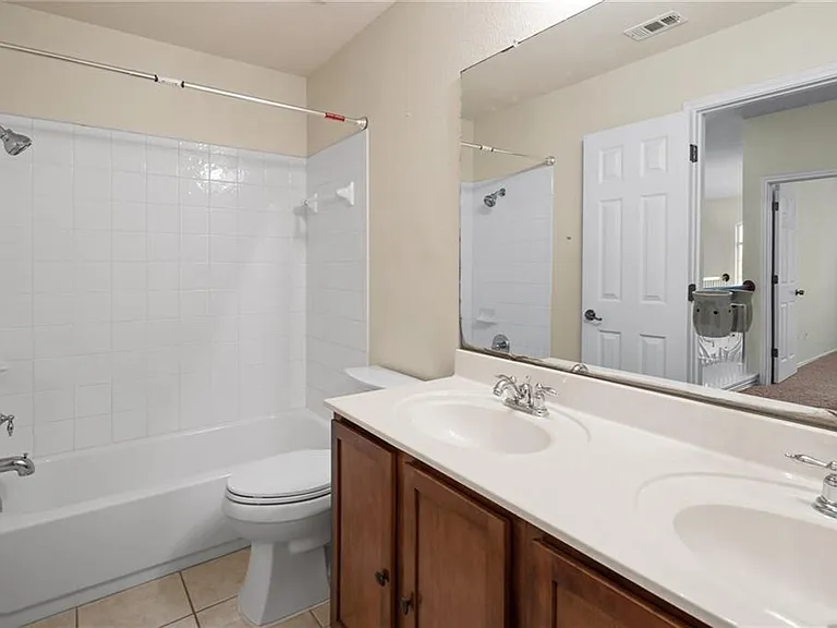 11508 Staked Plains Dr — Photo 28