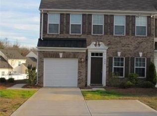 329 Battery Cir, Lake Wylie, SC 29710