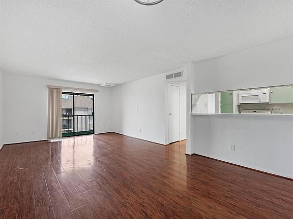 4th image of 10110 Forum West Dr APT 639