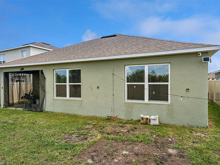 544 Park Place Blvd — Photo 21