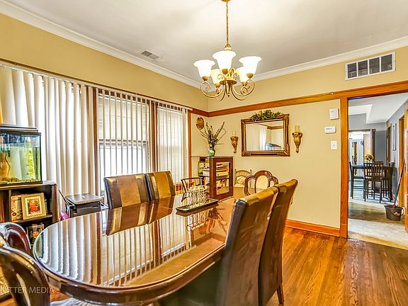 5th image of 2122 Elmwood Ave