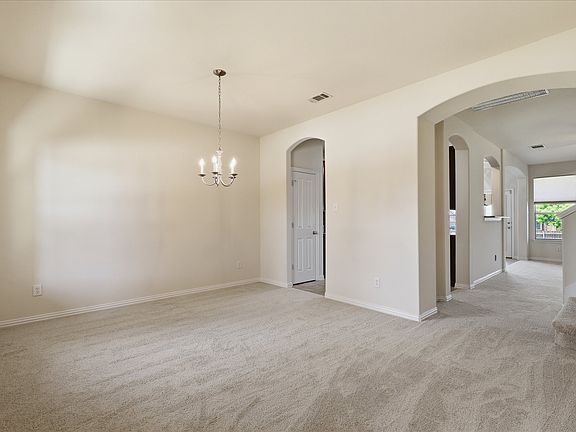 5th image of 712 Hawk Valley Dr