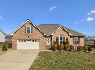 201 Hedgeway Ct, Gallatin, TN 37066