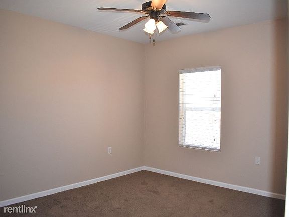 3rd image of 6325 Reynolds Dr APT 110