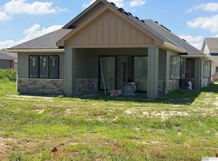 17516 Marinda Plz, Omaha, NE 68130