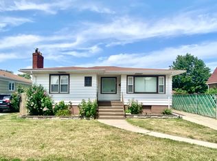 518 156th Pl, Calumet City, IL