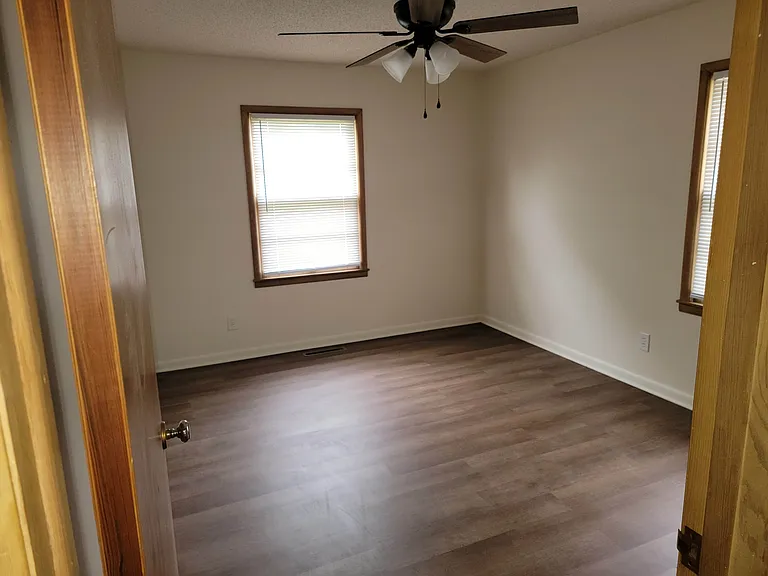 1610 E Latoka St — Photo 3