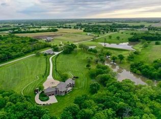 15506 Metro Ave, Bonner Springs, KS 66012