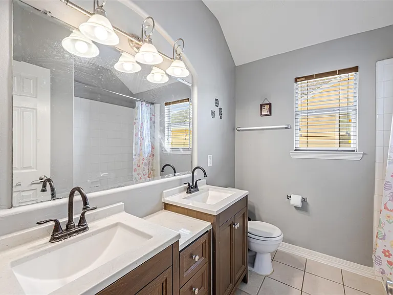 8127 Edenwood Dr — Photo 34