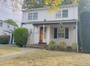1626 Park Avenue, New Hyde Park, NY 11040