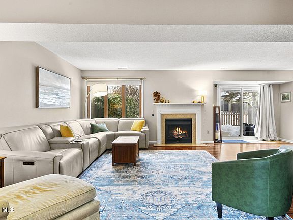 3rd image of 5 York Road