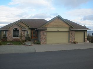 185 Blue Mountain Rd, Camano Island, WA 98282