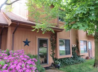 908 Sandra Pl, Brick, NJ 08724