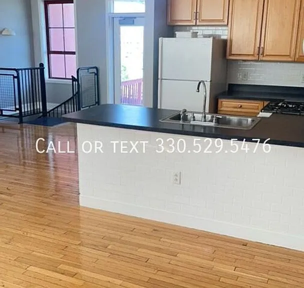 2404 Prospect Ave — Photo 48