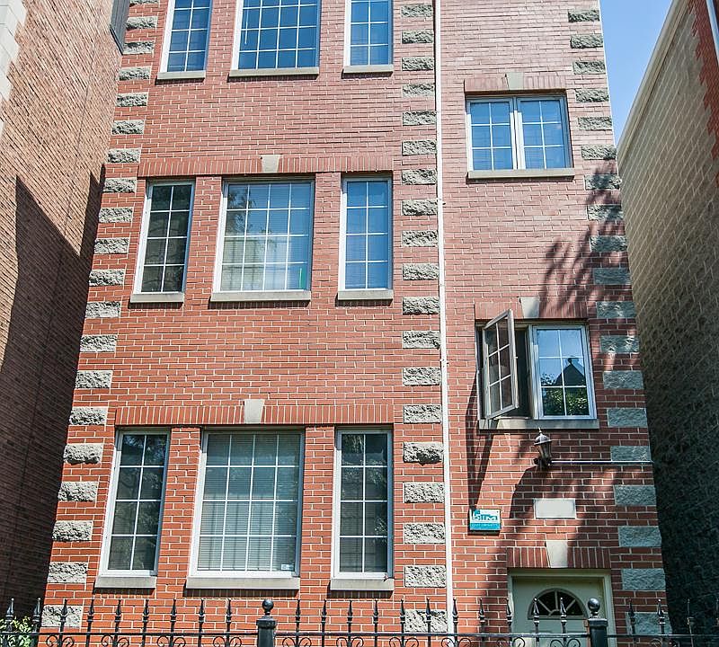 1st image of 1536 N Claremont Ave #G