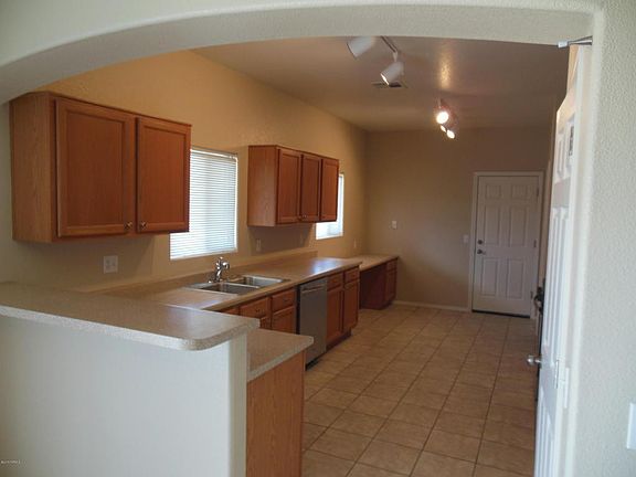 3rd image of 16725 W Jaguar Ln
