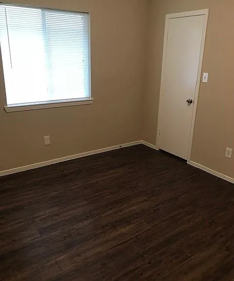13418 Oak Ledge Dr — Photo 5