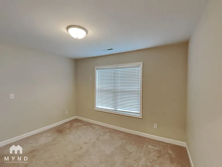 733 Hillside St — Photo 13