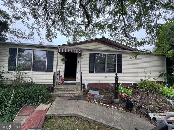 109 Persimmon Cir E, Dover, DE 19901