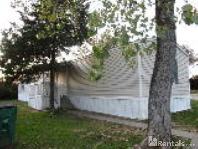 1st image of 13704 Sandos Dr